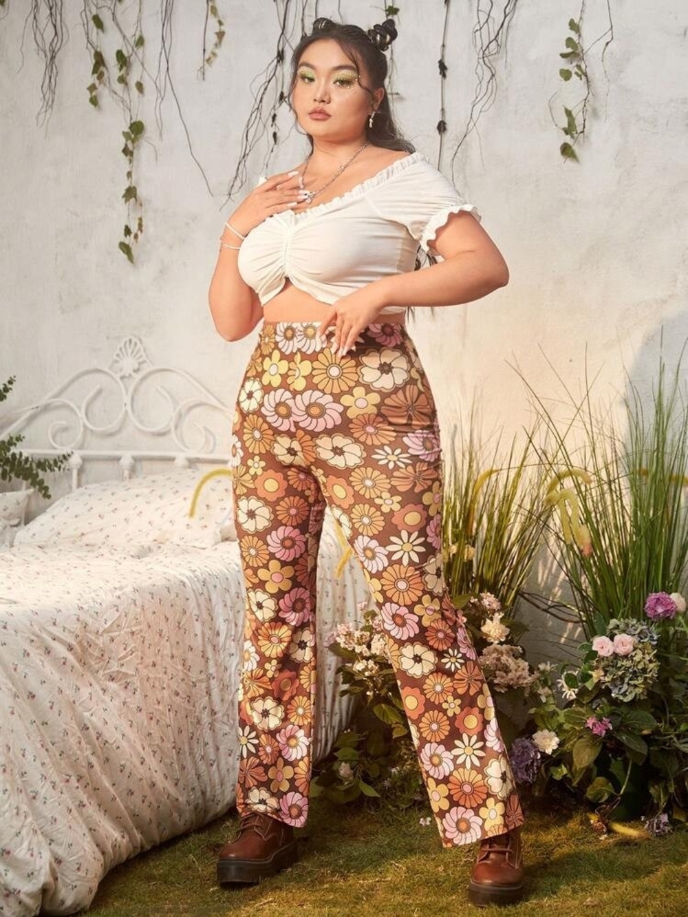ROMWE Brown Multi Floral Boot-Cut Pants